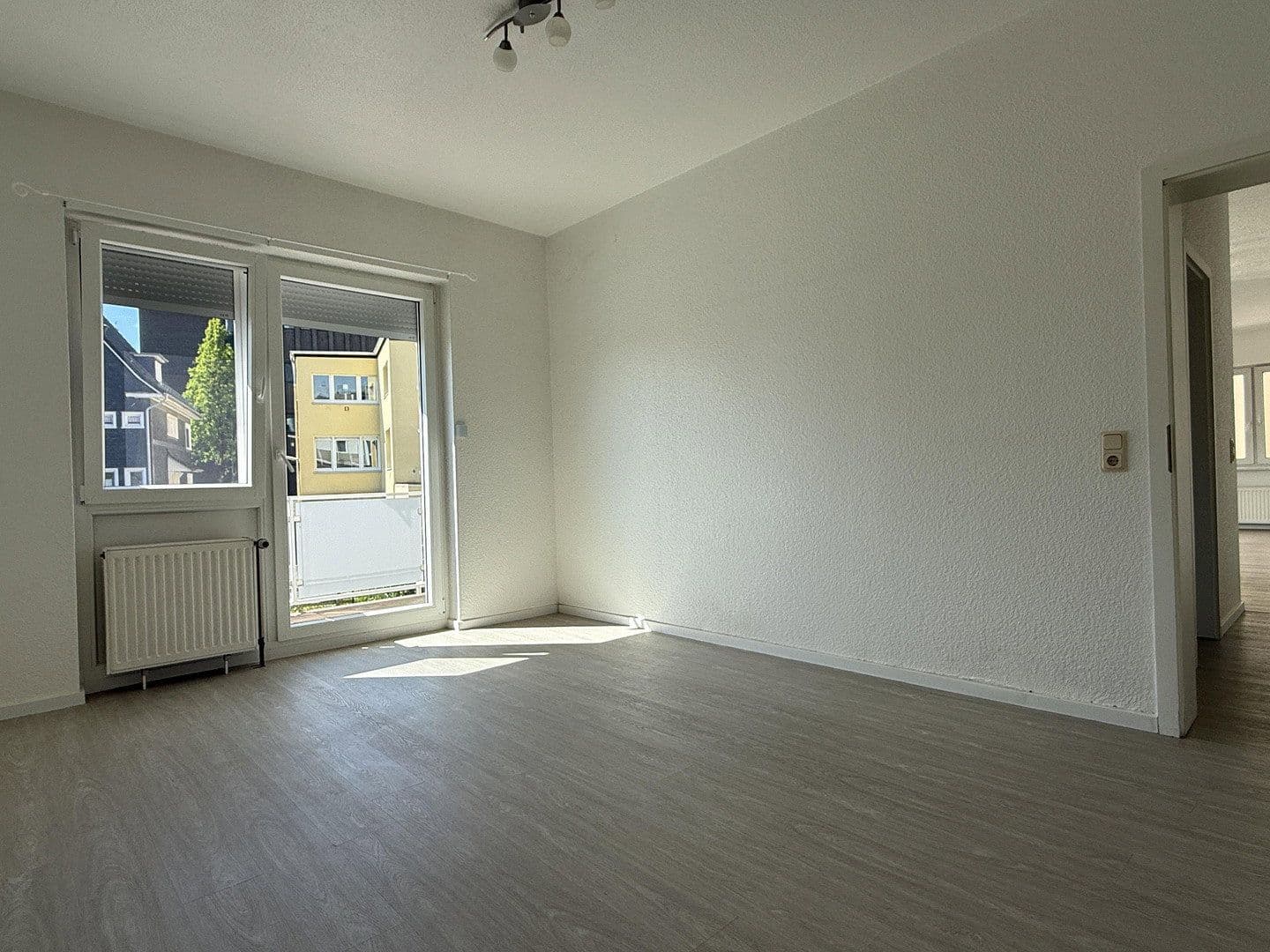 Prenájom bytu 2-izbový 83 m², Gummersbach, Severné Porýnie - Westfálsko Prenájom bytu 2-izbový 83 m², Gummersbach, Severné Porýnie - Westfálsko