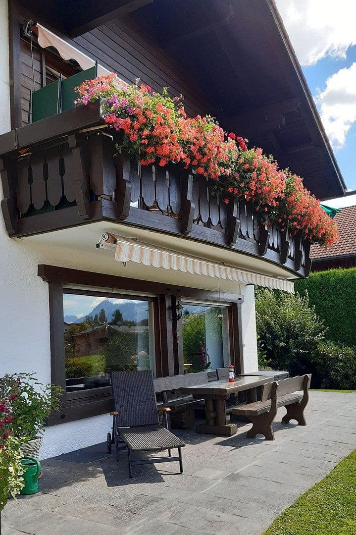 Predaj domu 200 m², pozemek 874 m², An der Schanz 1a, Burgberg im Allgäu, Bavorsko Predaj domu 200 m², pozemek 874 m², An der Schanz 1a, Burgberg im Allgäu, Bavorsko
