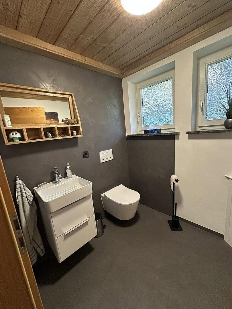 Predaj domu 200 m², pozemek 874 m², An der Schanz 1a, Burgberg im Allgäu, Bavorsko Predaj domu 200 m², pozemek 874 m², An der Schanz 1a, Burgberg im Allgäu, Bavorsko