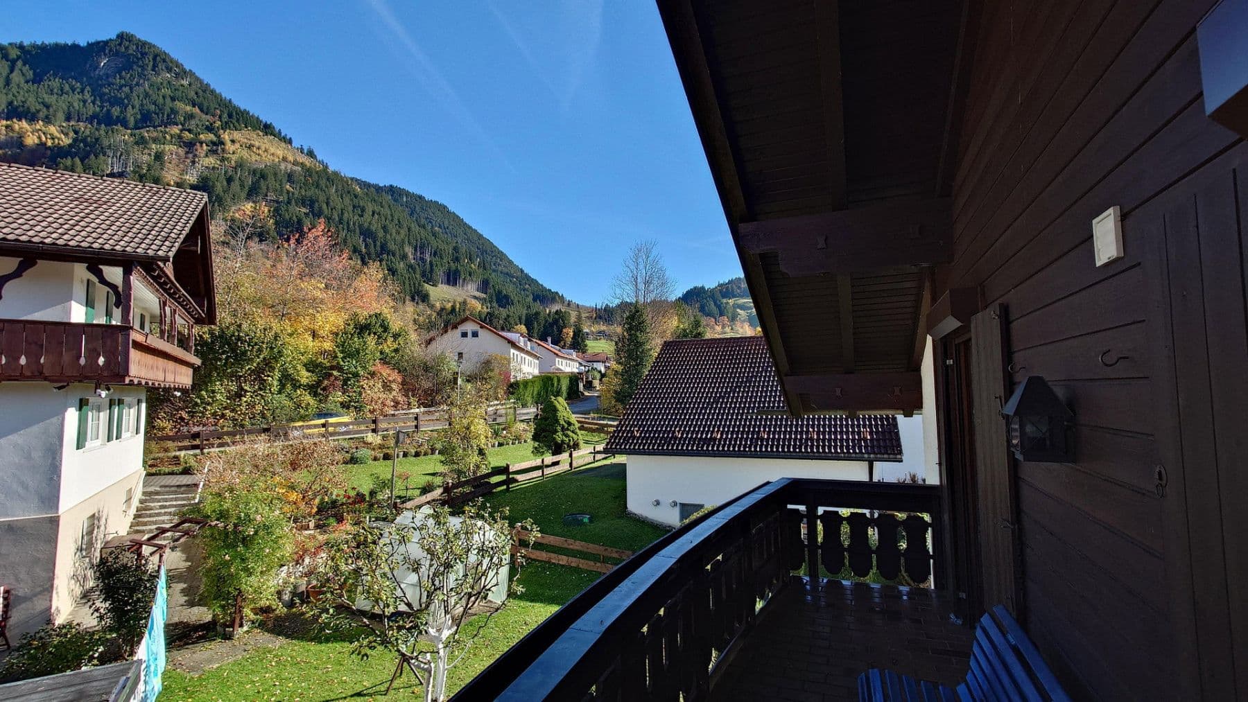 Predaj domu 200 m², pozemek 874 m², An der Schanz 1a, Burgberg im Allgäu, Bavorsko Predaj domu 200 m², pozemek 874 m², An der Schanz 1a, Burgberg im Allgäu, Bavorsko