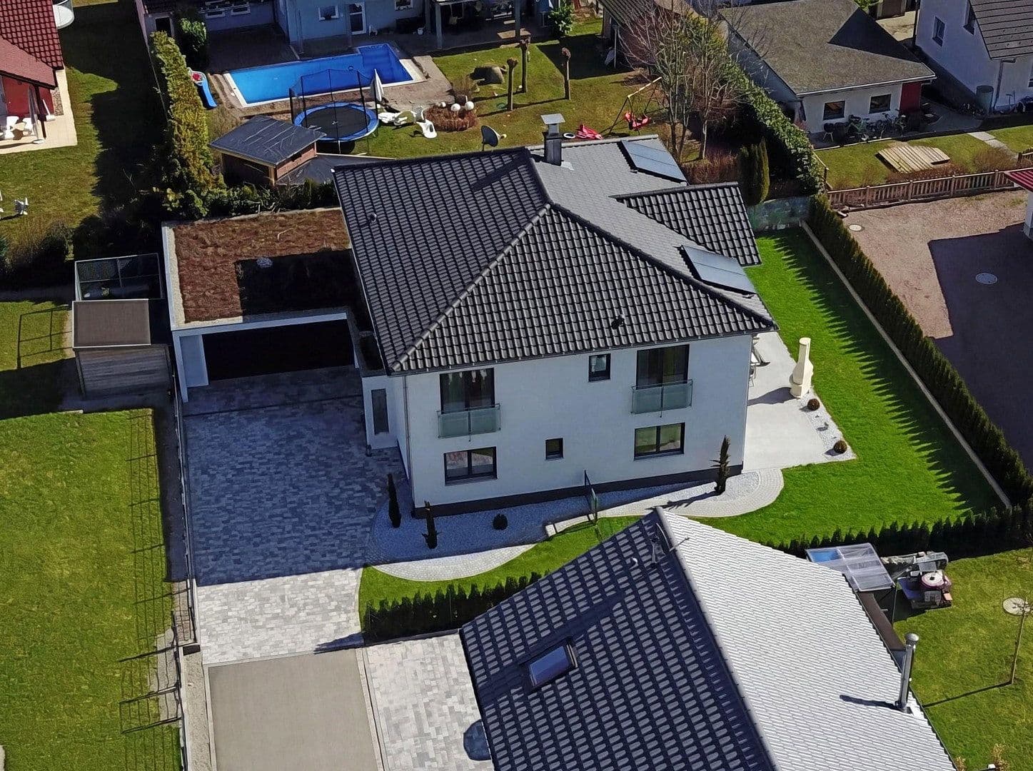 Predaj domu 220 m², pozemek 600 m², Kleines Wiesental, Bádensko-Wurttembersko Predaj domu 220 m², pozemek 600 m², Kleines Wiesental, Bádensko-Wurttembersko