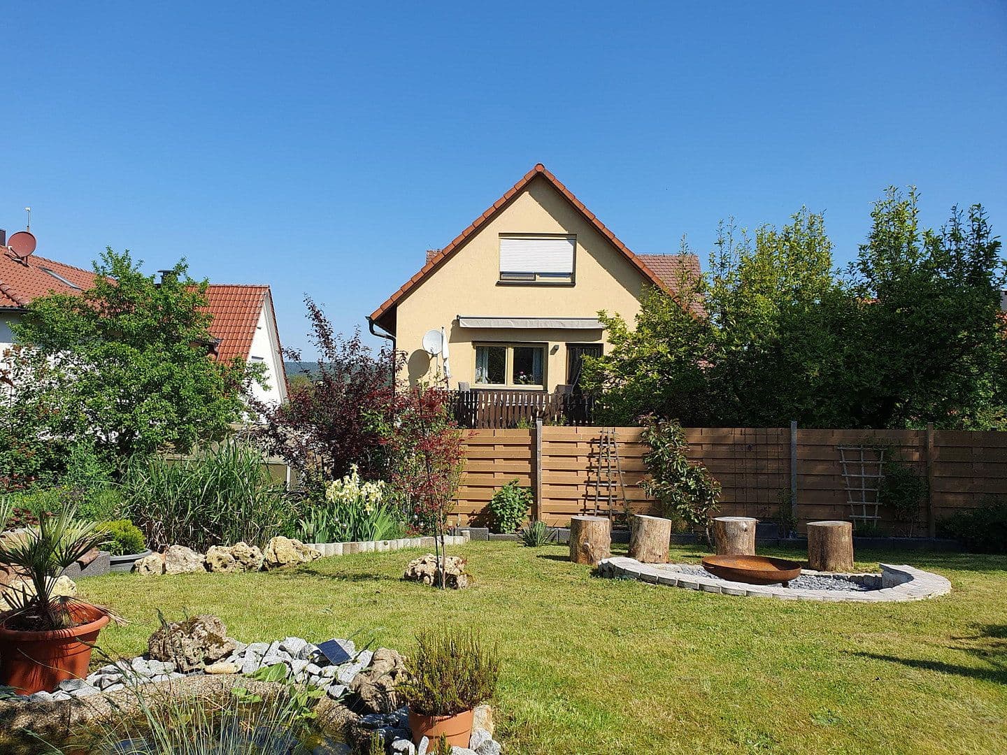 Predaj bytu 4-izbový 171 m², Henfenfeld, Bavorsko Predaj bytu 4-izbový 171 m², Henfenfeld, Bavorsko
