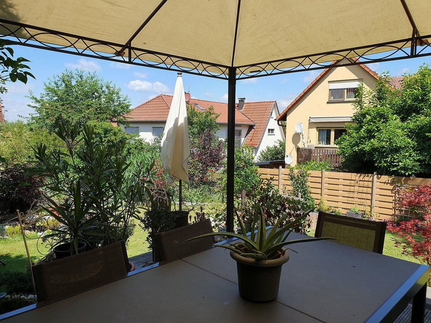 Predaj bytu 4-izbový 171 m², Henfenfeld, Bavorsko Predaj bytu 4-izbový 171 m², Henfenfeld, Bavorsko