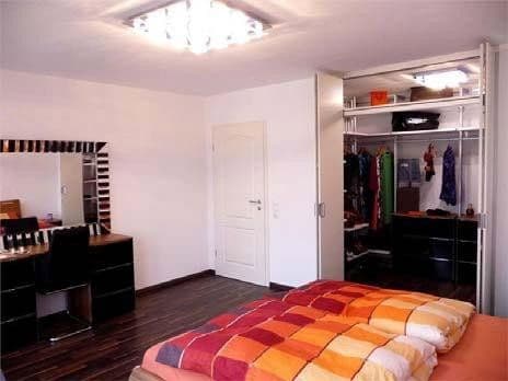 Prenájom bytu 3-izbový 143 m², Karlsruhe-Neureut, Bádensko-Wurttembersko Prenájom bytu 3-izbový 143 m², Karlsruhe-Neureut, Bádensko-Wurttembersko