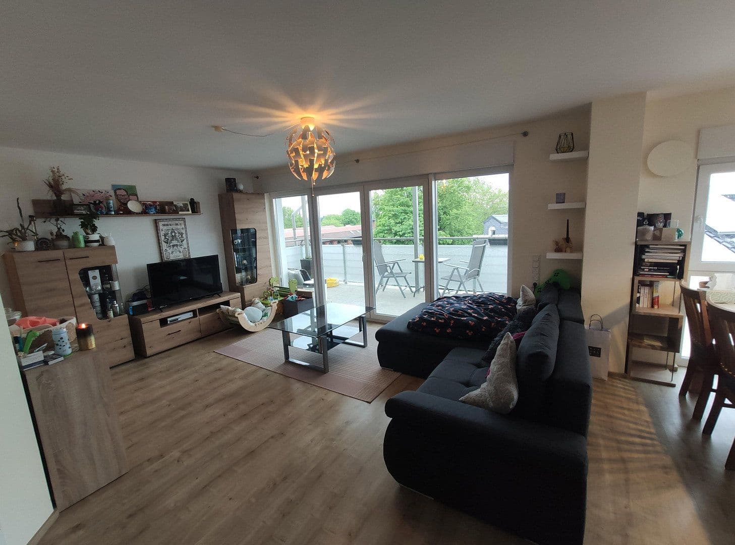 Prenájom bytu 3-izbový 91 m², Danziger Straße 1, Wermelskirchen, Severné Porýnie - Westfálsko Prenájom bytu 3-izbový 91 m², Danziger Straße 1, Wermelskirchen, Severné Porýnie - Westfálsko