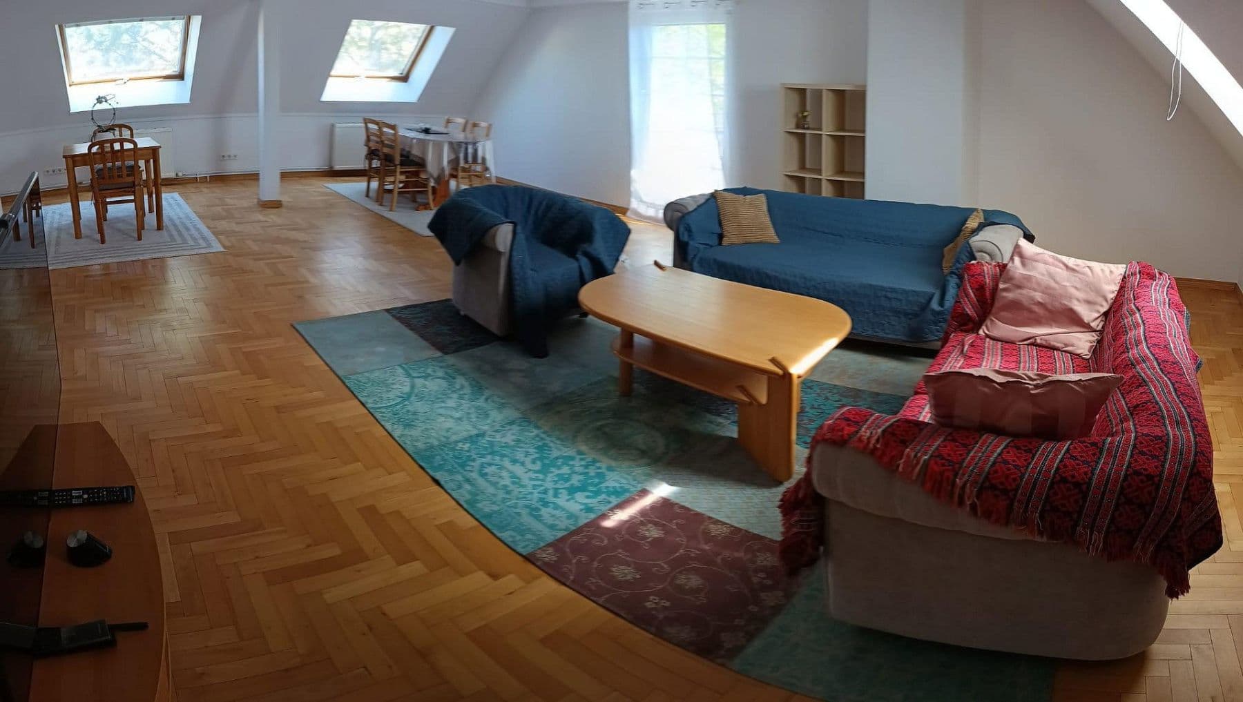 Prenájom bytu 3-izbový 109 m², Berlin, Berlín Prenájom bytu 3-izbový 109 m², Berlin, Berlín