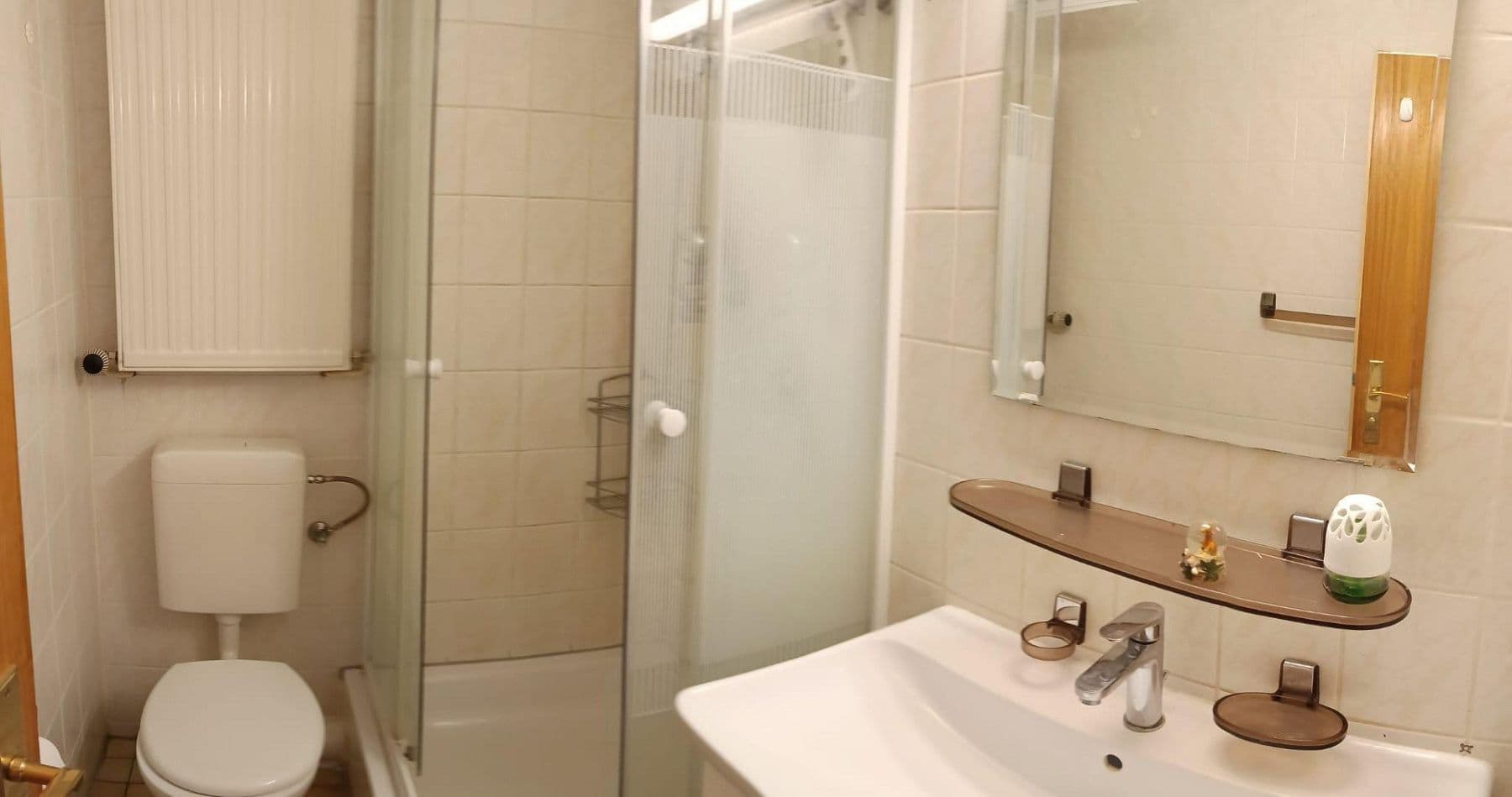 Prenájom bytu 3-izbový 109 m², Berlin, Berlín Prenájom bytu 3-izbový 109 m², Berlin, Berlín