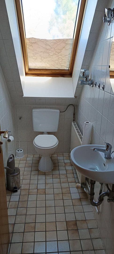 Prenájom bytu 3-izbový 109 m², Berlin, Berlín Prenájom bytu 3-izbový 109 m², Berlin, Berlín