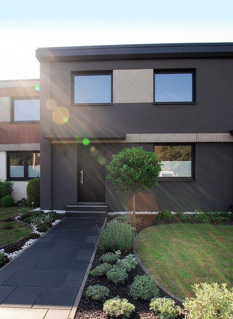Predaj domu 120 m², pozemek 255 m², Gröditzberg 39, Solingen, Severné Porýnie - Westfálsko Predaj domu 120 m², pozemek 255 m², Gröditzberg 39, Solingen, Severné Porýnie - Westfálsko