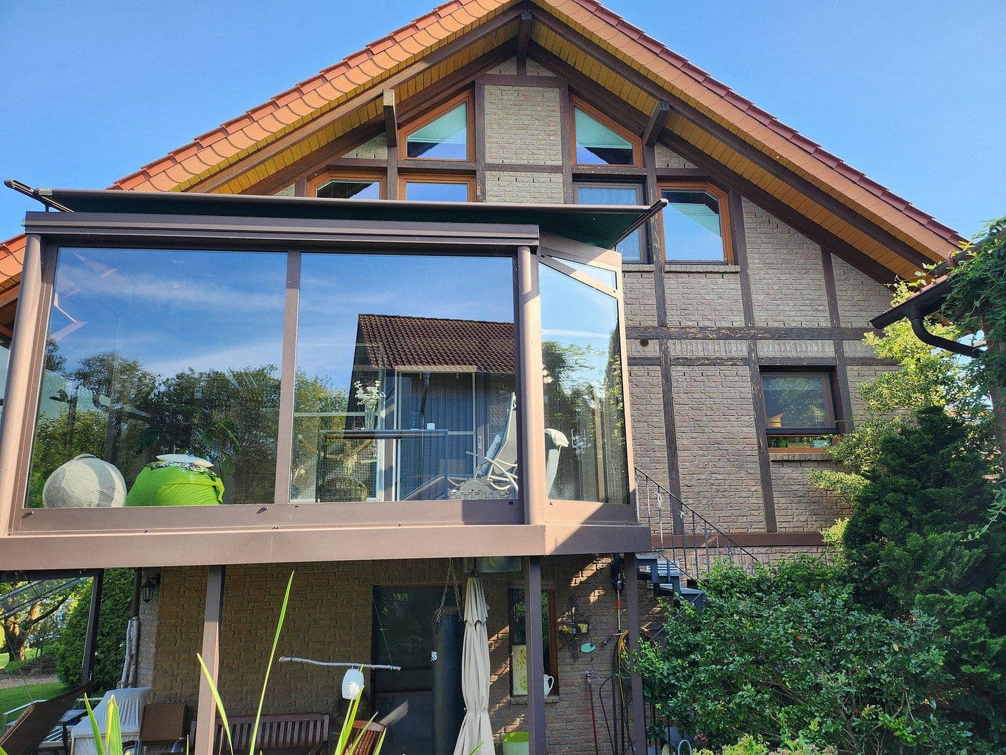 Predaj domu 240 m², pozemek 767 m², Schlotheimer Strasse 42, Hessisch Lichtenau, Hesensko Predaj domu 240 m², pozemek 767 m², Schlotheimer Strasse 42, Hessisch Lichtenau, Hesensko