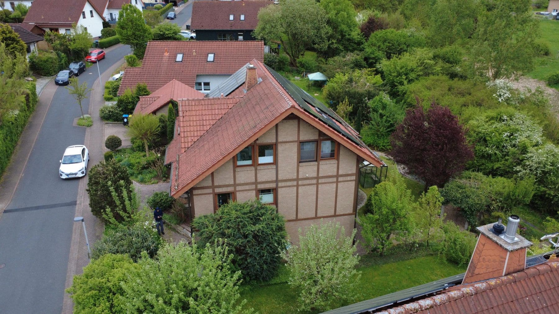 Predaj domu 240 m², pozemek 767 m², Schlotheimer Strasse 42, Hessisch Lichtenau, Hesensko Predaj domu 240 m², pozemek 767 m², Schlotheimer Strasse 42, Hessisch Lichtenau, Hesensko