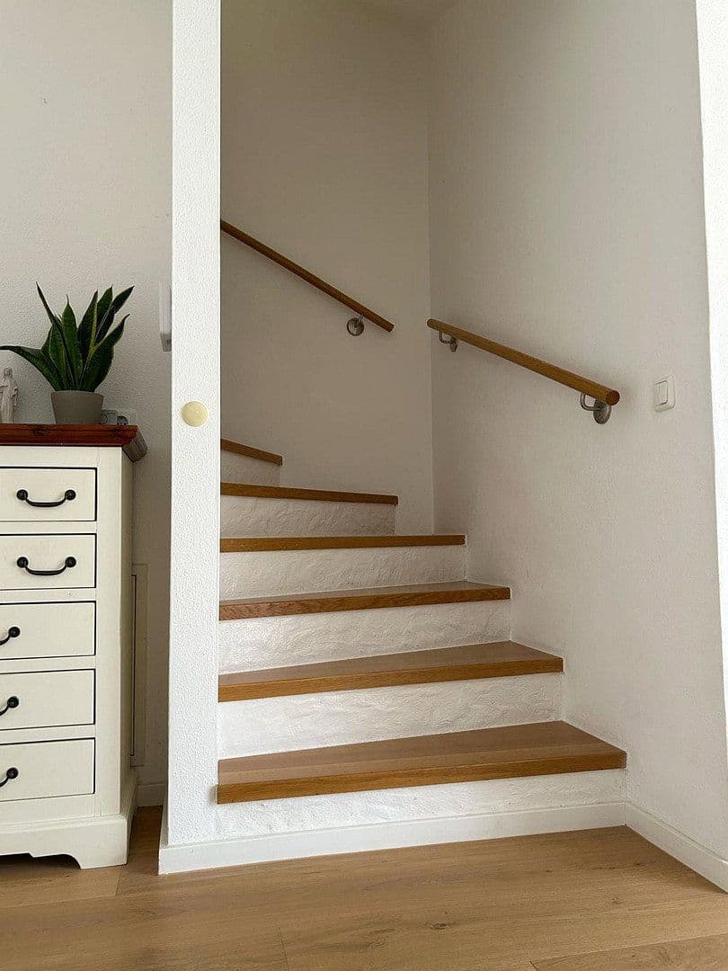 Predaj domu 165 m², pozemek 348 m², Sauerlach, Bavorsko Predaj domu 165 m², pozemek 348 m², Sauerlach, Bavorsko