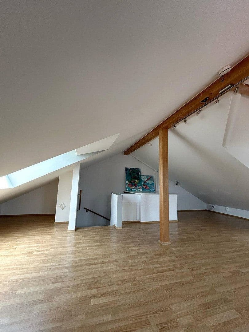 Predaj domu 165 m², pozemek 348 m², Sauerlach, Bavorsko Predaj domu 165 m², pozemek 348 m², Sauerlach, Bavorsko