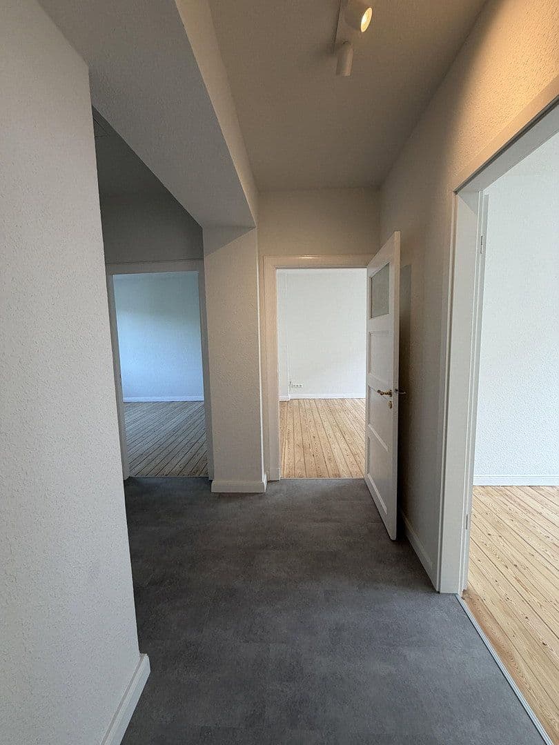 Prenájom bytu 3-izbový 70 m², Klosterbachstraße 16, Rostock, Meklenbursko-Predpomoransko Prenájom bytu 3-izbový 70 m², Klosterbachstraße 16, Rostock, Meklenbursko-Predpomoransko