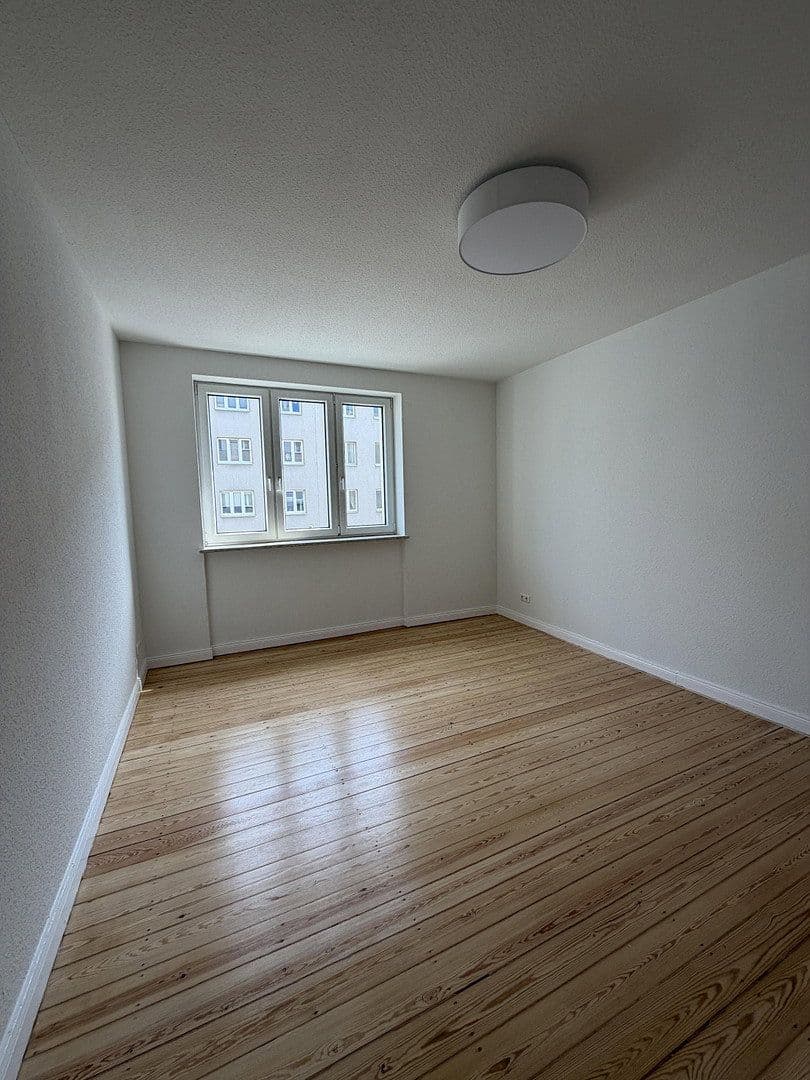 Prenájom bytu 3-izbový 70 m², Klosterbachstraße 16, Rostock, Meklenbursko-Predpomoransko Prenájom bytu 3-izbový 70 m², Klosterbachstraße 16, Rostock, Meklenbursko-Predpomoransko