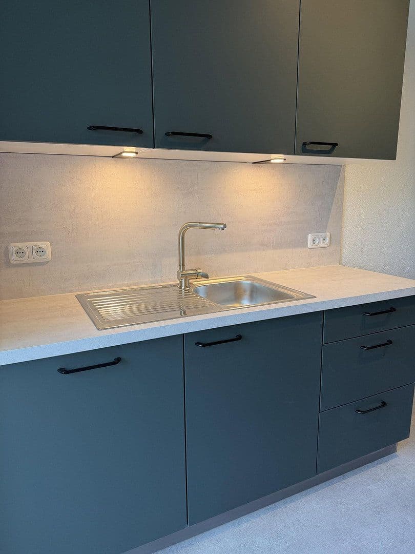Prenájom bytu 3-izbový 70 m², Klosterbachstraße 16, Rostock, Meklenbursko-Predpomoransko Prenájom bytu 3-izbový 70 m², Klosterbachstraße 16, Rostock, Meklenbursko-Predpomoransko