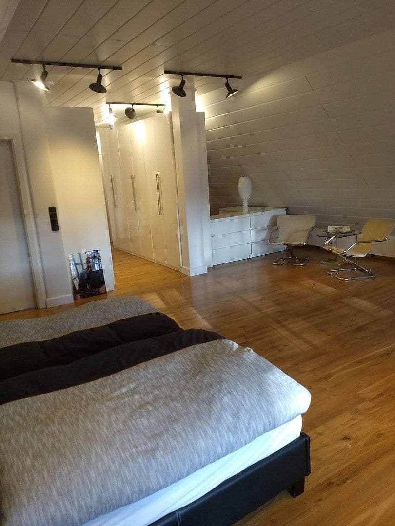 Predaj domu 250 m², pozemek 2.104 m², Uchte, Dolné Sasko Predaj domu 250 m², pozemek 2.104 m², Uchte, Dolné Sasko