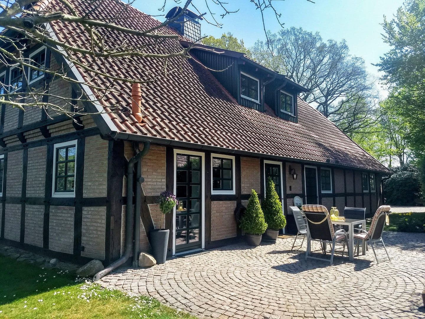 Predaj domu 250 m², pozemek 2.104 m², Uchte, Dolné Sasko Predaj domu 250 m², pozemek 2.104 m², Uchte, Dolné Sasko
