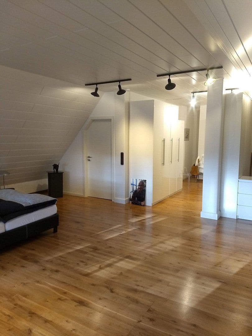 Predaj domu 250 m², pozemek 2.104 m², Uchte, Dolné Sasko Predaj domu 250 m², pozemek 2.104 m², Uchte, Dolné Sasko