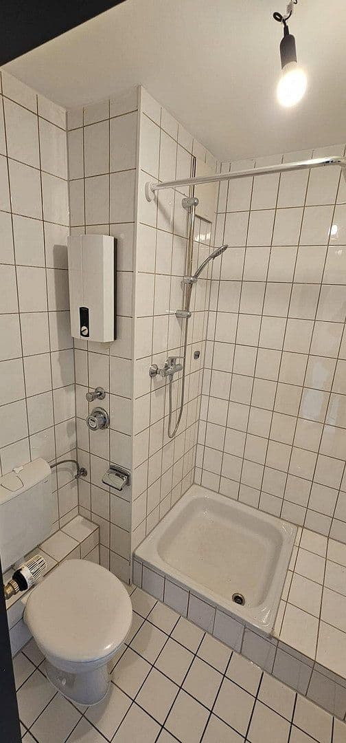 Prenájom bytu 1-izbový 22 m², Bismarckstr. 42, Essen, Severné Porýnie - Westfálsko Prenájom bytu 1-izbový 22 m², Bismarckstr. 42, Essen, Severné Porýnie - Westfálsko