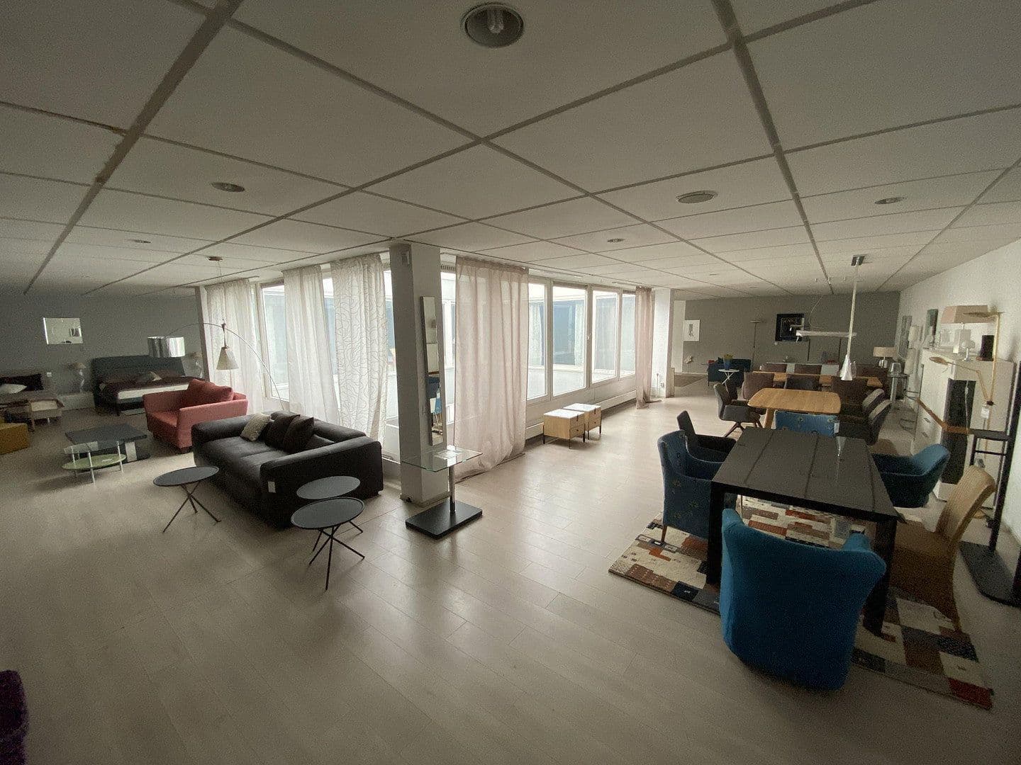 Predaj nebytového priestoru 686 m², Geislinger Str.4 + Gartenstraße 25, Göppingen, Bádensko-Wurttembersko Predaj nebytového priestoru 686 m², Geislinger Str.4 + Gartenstraße 25, Göppingen, Bádensko-Wurttembersko