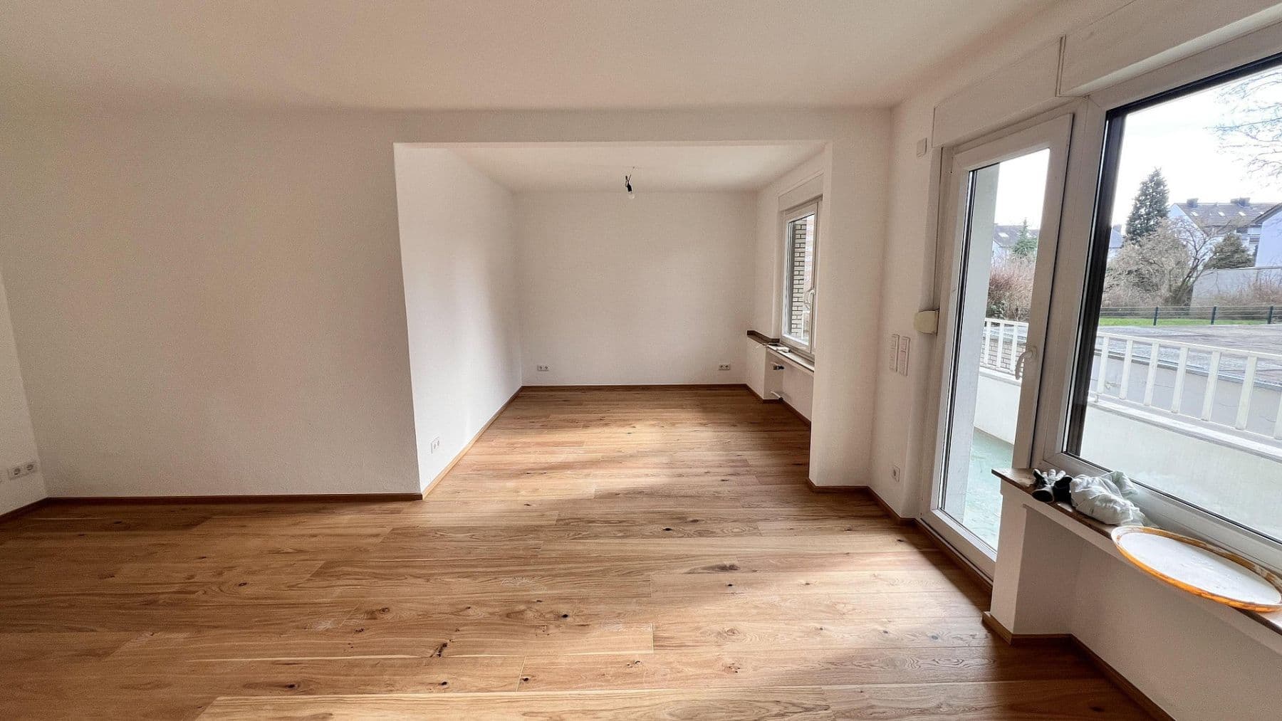 Prenájom bytu 3-izbový 83 m², Niederdonker Str. 9, Düsseldorf, Severné Porýnie - Westfálsko Prenájom bytu 3-izbový 83 m², Niederdonker Str. 9, Düsseldorf, Severné Porýnie - Westfálsko
