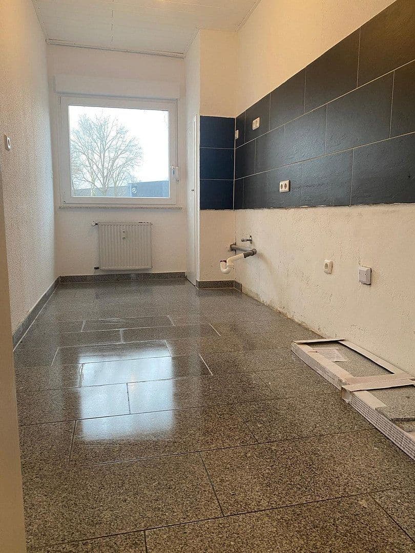 Prenájom bytu 3-izbový 65 m², Dorstener Straße 33, Gelsenkirchen, Severné Porýnie - Westfálsko Prenájom bytu 3-izbový 65 m², Dorstener Straße 33, Gelsenkirchen, Severné Porýnie - Westfálsko