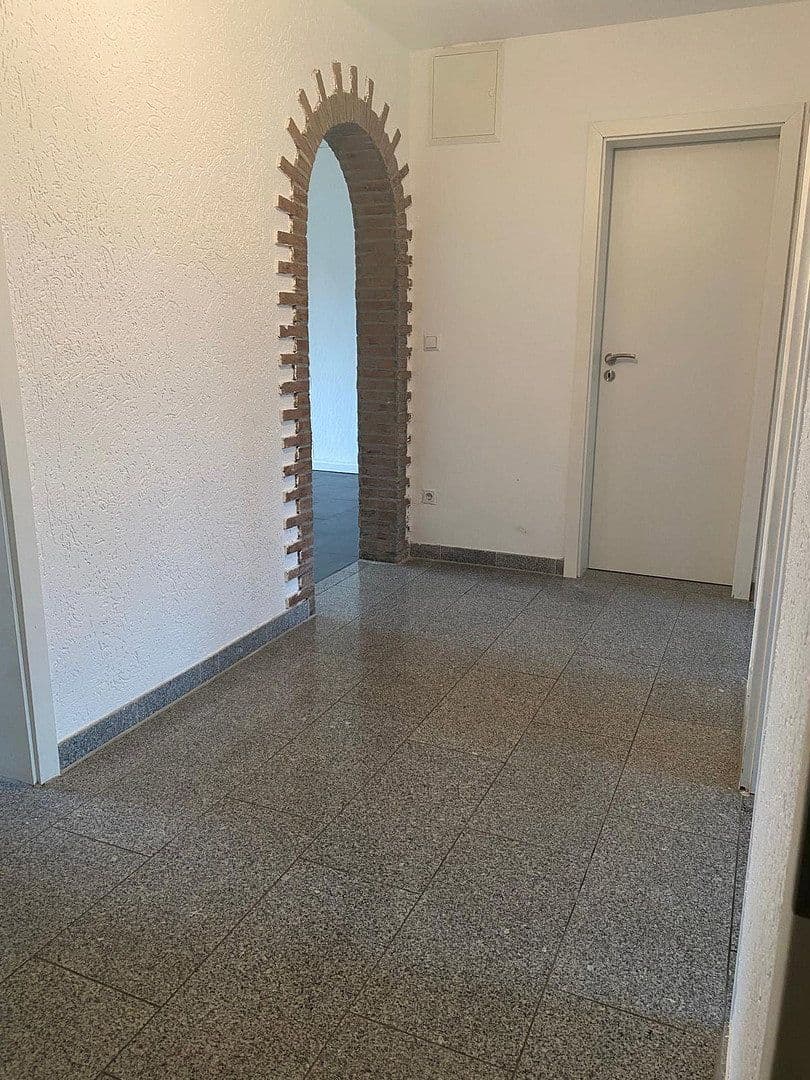 Prenájom bytu 3-izbový 65 m², Dorstener Straße 33, Gelsenkirchen, Severné Porýnie - Westfálsko Prenájom bytu 3-izbový 65 m², Dorstener Straße 33, Gelsenkirchen, Severné Porýnie - Westfálsko
