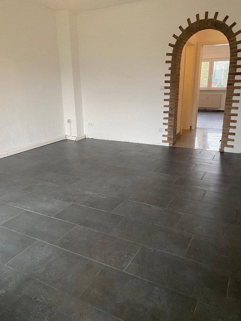 Prenájom bytu 3-izbový 65 m², Dorstener Straße 33, Gelsenkirchen, Severné Porýnie - Westfálsko Prenájom bytu 3-izbový 65 m², Dorstener Straße 33, Gelsenkirchen, Severné Porýnie - Westfálsko