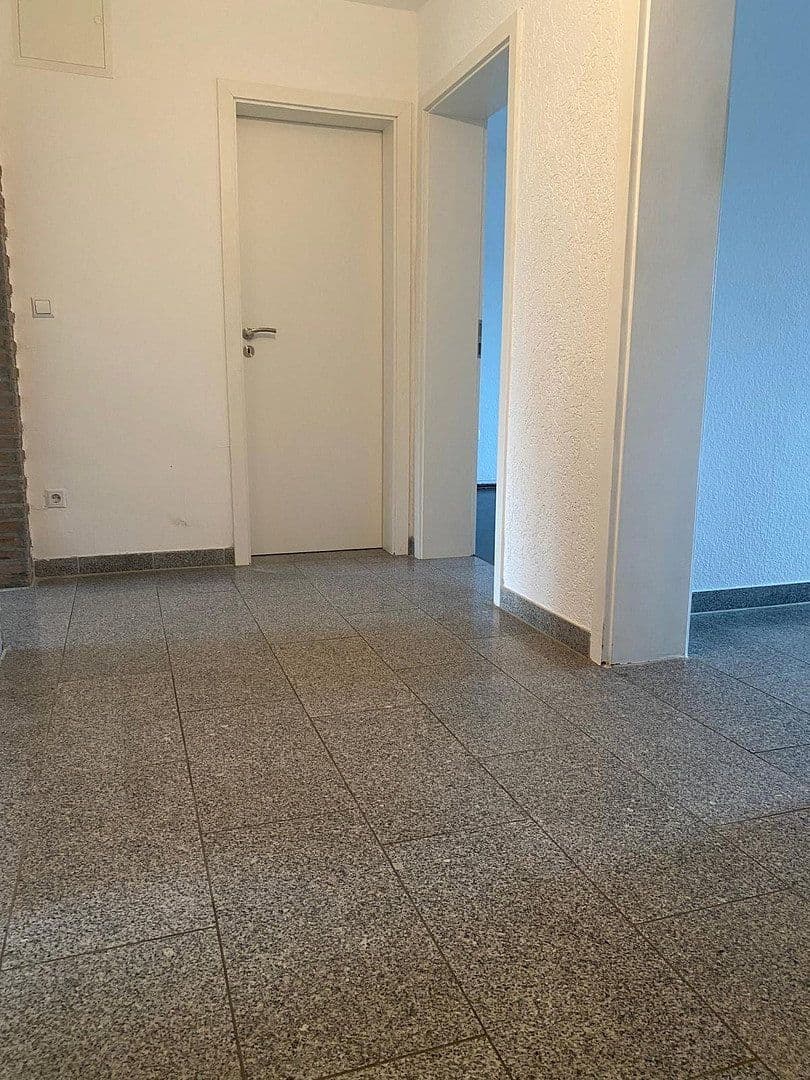 Prenájom bytu 3-izbový 65 m², Dorstener Straße 33, Gelsenkirchen, Severné Porýnie - Westfálsko Prenájom bytu 3-izbový 65 m², Dorstener Straße 33, Gelsenkirchen, Severné Porýnie - Westfálsko