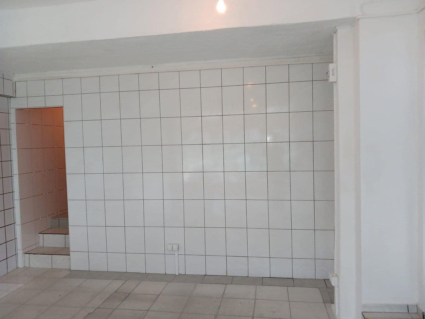 Prenájom nebytového priestoru 80 m², Rheydter Str. 144, Mönchengladbach, Severné Porýnie - Westfálsko Prenájom nebytového priestoru 80 m², Rheydter Str. 144, Mönchengladbach, Severné Porýnie - Westfálsko
