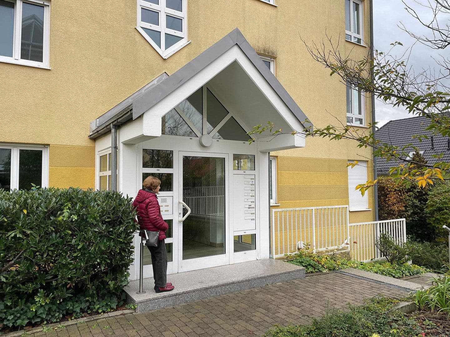 Predaj bytu 3-izbový 77 m², Zum Heiderand 30, Dresden -Weißig, Sasko Predaj bytu 3-izbový 77 m², Zum Heiderand 30, Dresden -Weißig, Sasko