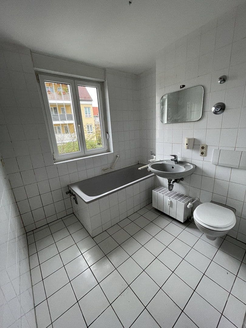 Predaj bytu 3-izbový 77 m², Zum Heiderand 30, Dresden -Weißig, Sasko Predaj bytu 3-izbový 77 m², Zum Heiderand 30, Dresden -Weißig, Sasko