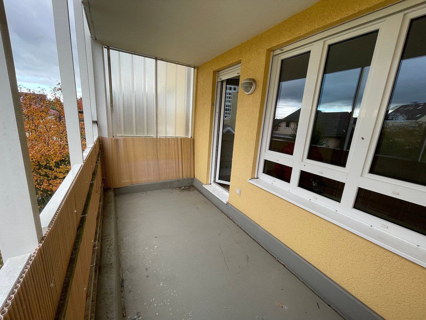 Predaj bytu 3-izbový 77 m², Zum Heiderand 30, Dresden -Weißig, Sasko Predaj bytu 3-izbový 77 m², Zum Heiderand 30, Dresden -Weißig, Sasko