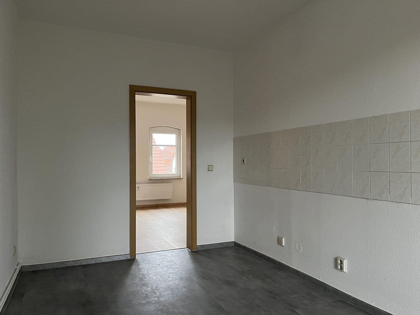 Prenájom bytu 1-izbový 38 m², Leipziger Vorstadt 18, Pegau, Sasko Prenájom bytu 1-izbový 38 m², Leipziger Vorstadt 18, Pegau, Sasko