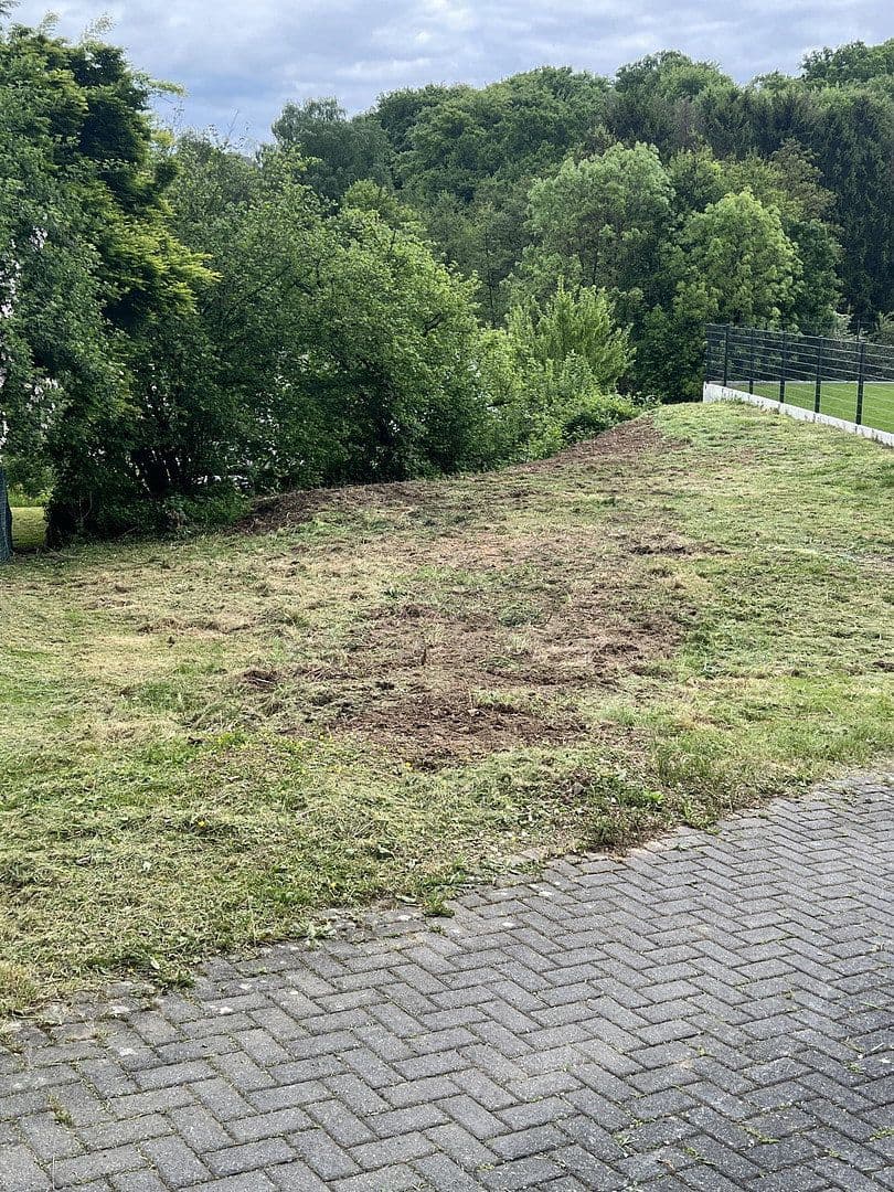 Predaj pozemku 572 m², Neuer Graben 2A, Neunkirchen-Seelscheid, Severné Porýnie - Westfálsko Predaj pozemku 572 m², Neuer Graben 2A, Neunkirchen-Seelscheid, Severné Porýnie - Westfálsko