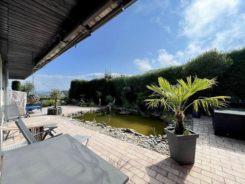 Predaj domu 224 m², pozemek 1.166 m², Winden, Porýnie-Falcko Predaj domu 224 m², pozemek 1.166 m², Winden, Porýnie-Falcko