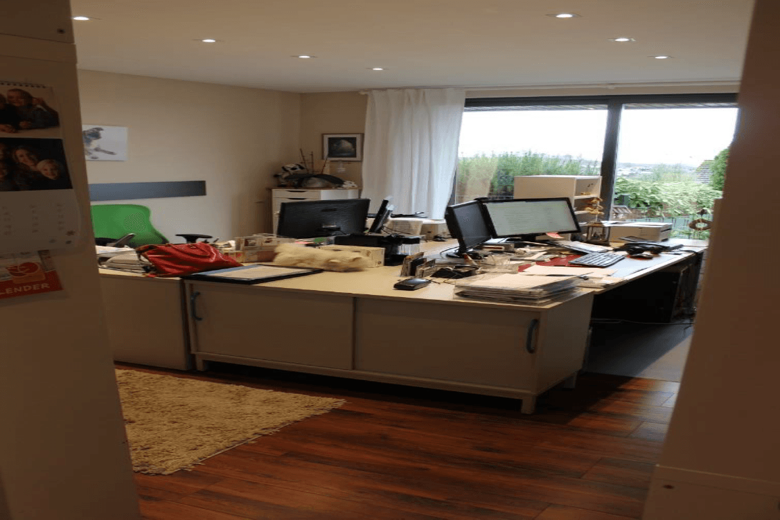 Predaj domu 224 m², pozemek 1.166 m², Winden, Porýnie-Falcko Predaj domu 224 m², pozemek 1.166 m², Winden, Porýnie-Falcko