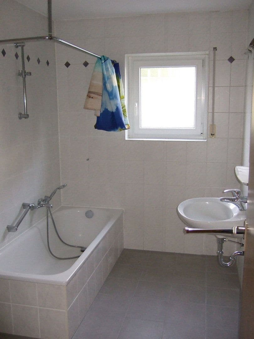 Prenájom bytu 2-izbový 55 m², Mainz, Porýnie-Falcko Prenájom bytu 2-izbový 55 m², Mainz, Porýnie-Falcko