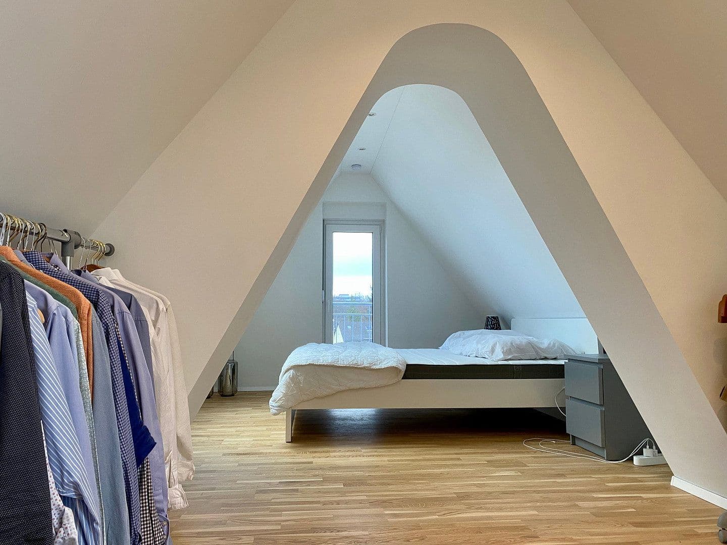 Prenájom bytu 2-izbový 79 m², München, Bavorsko Prenájom bytu 2-izbový 79 m², München, Bavorsko
