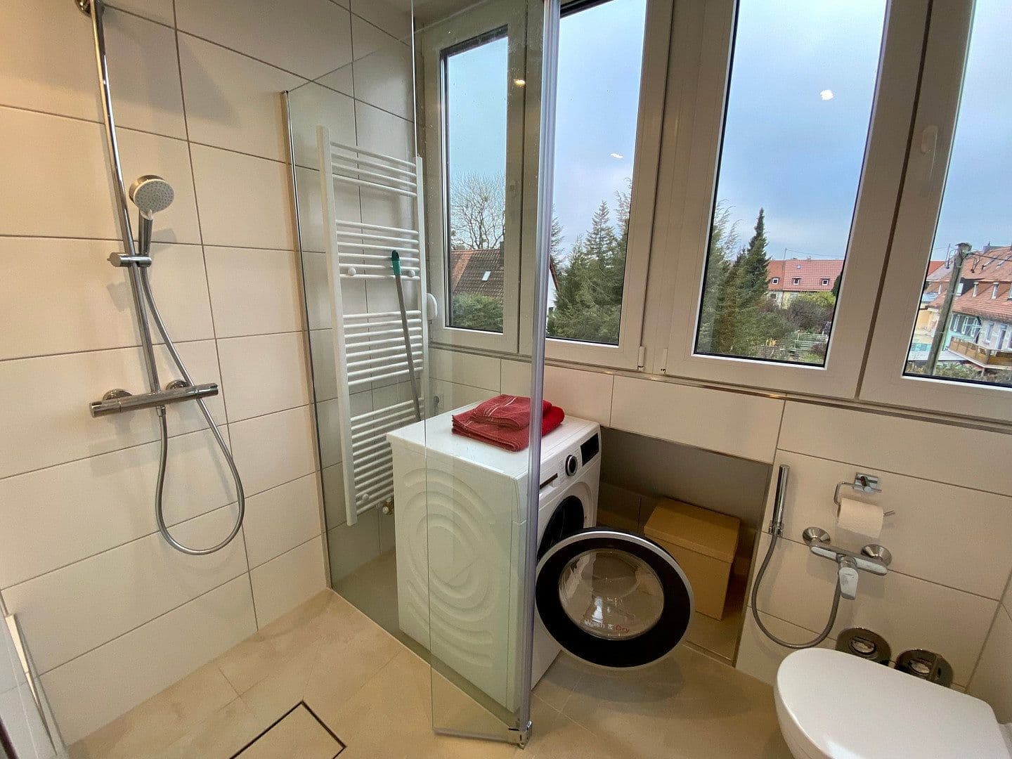 Prenájom bytu 2-izbový 79 m², München, Bavorsko Prenájom bytu 2-izbový 79 m², München, Bavorsko