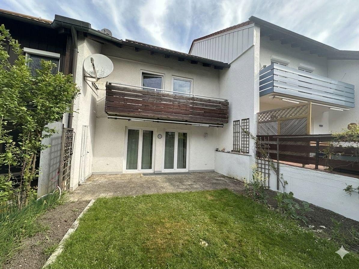 Prenájom domu 150 m², pozemek 220 m², St.-Nikolaus-Ring 9c, Hausen-Geltendorf, Bavorsko Prenájom domu 150 m², pozemek 220 m², St.-Nikolaus-Ring 9c, Hausen-Geltendorf, Bavorsko