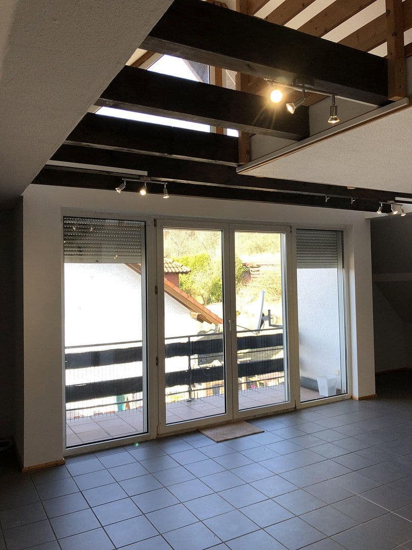 Prenájom bytu 4-izbový 98 m², Lindenstraße 24, Eulenbis, Porýnie-Falcko Prenájom bytu 4-izbový 98 m², Lindenstraße 24, Eulenbis, Porýnie-Falcko