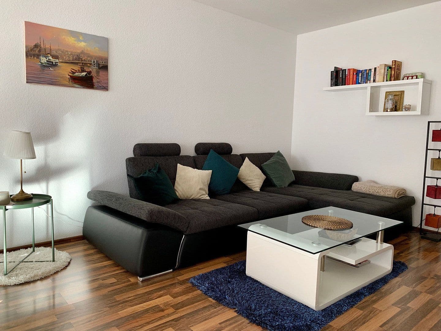 Prenájom bytu 3-izbový 80 m², Ferdinand Scholling Ring 8, Frankfurt, Hesensko Prenájom bytu 3-izbový 80 m², Ferdinand Scholling Ring 8, Frankfurt, Hesensko