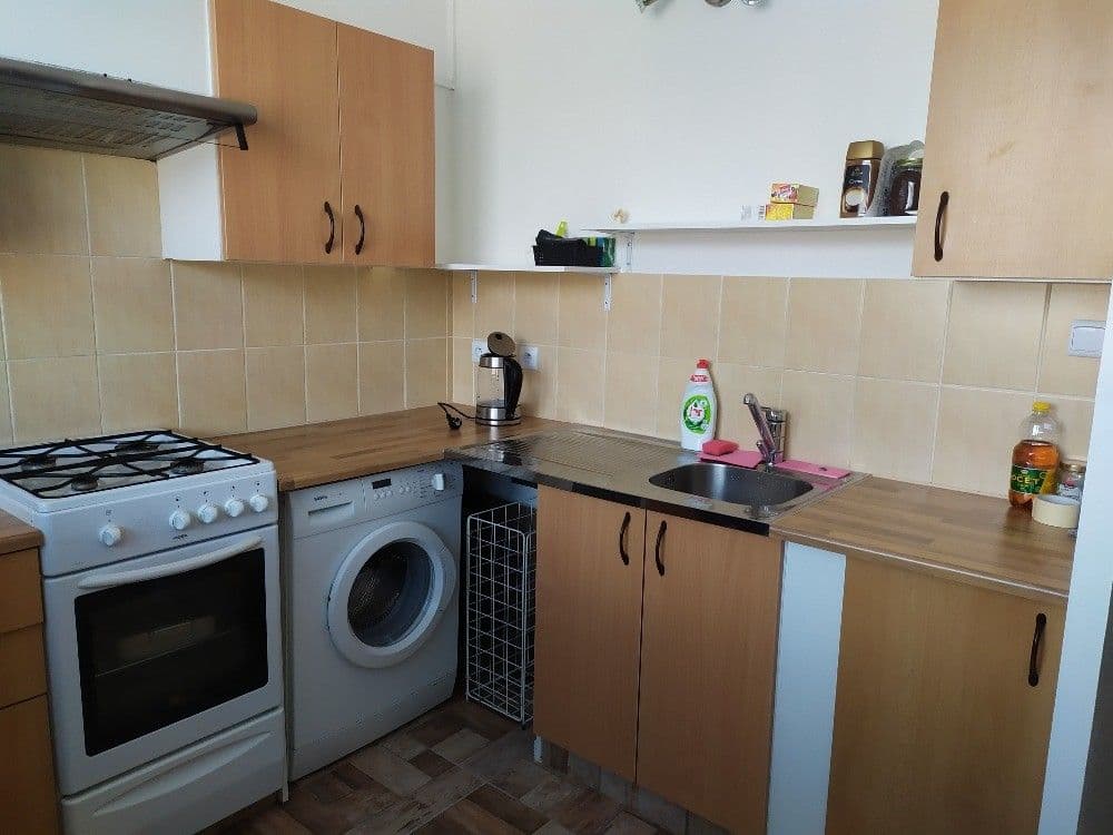 Prenájom bytu 1-izbový 35 m², Hraniční, Olomouc, Olomoucký kraj Prenájom bytu 1-izbový 35 m², Hraniční, Olomouc, Olomoucký kraj