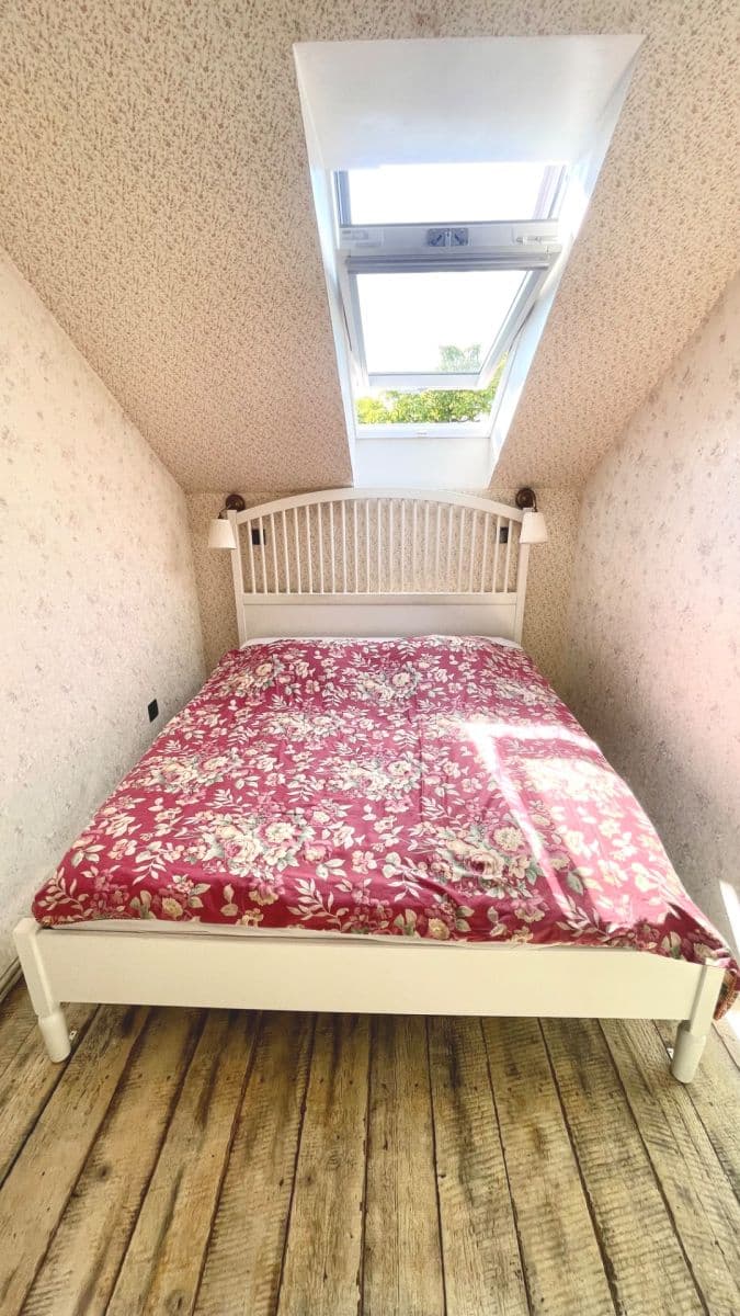 Prenájom bytu 1-izbový 25 m², Lublaňská, Praha, Praha Prenájom bytu 1-izbový 25 m², Lublaňská, Praha, Praha