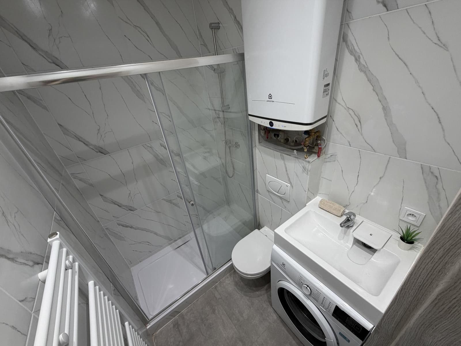 Prenájom bytu 2-izbový 35 m², Na Jarově, Praha, Praha Prenájom bytu 2-izbový 35 m², Na Jarově, Praha, Praha