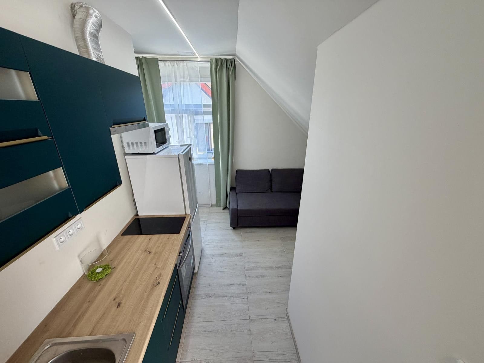 Prenájom bytu 2-izbový 35 m², Na Jarově, Praha, Praha Prenájom bytu 2-izbový 35 m², Na Jarově, Praha, Praha