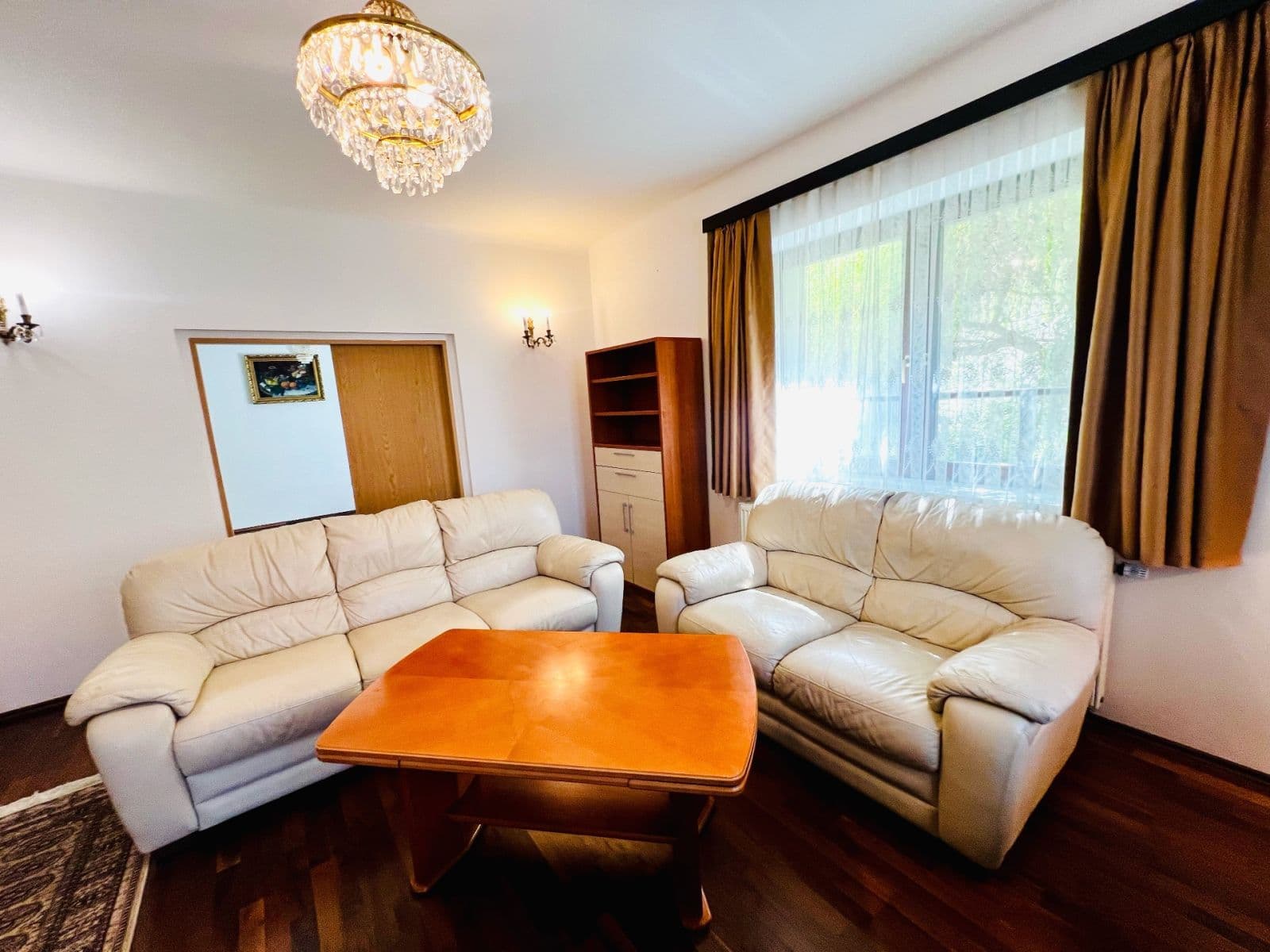 Prenájom bytu 3-izbový 85 m², Za Humny, Praha, Praha Prenájom bytu 3-izbový 85 m², Za Humny, Praha, Praha