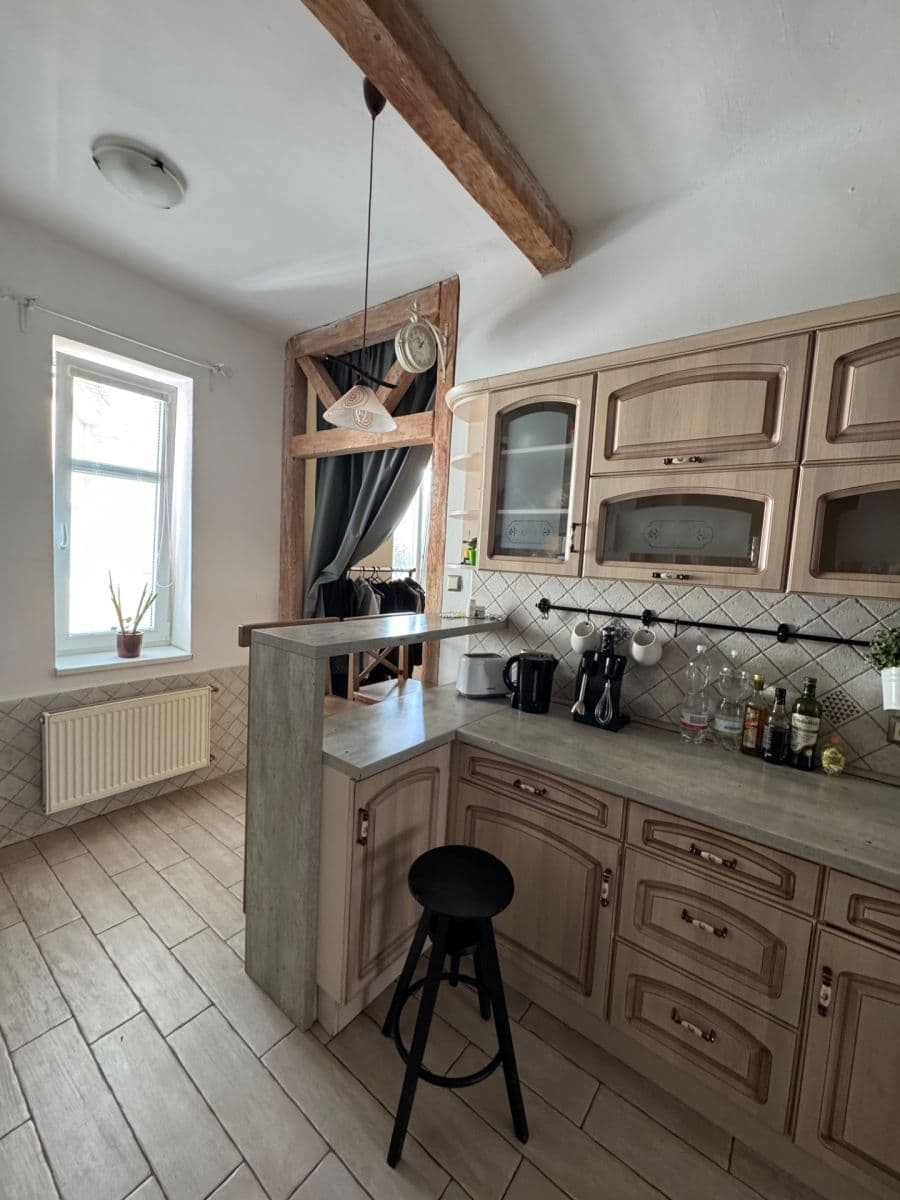 Prenájom bytu 3-izbový 80 m², Pivovarnická, Praha, Praha Prenájom bytu 3-izbový 80 m², Pivovarnická, Praha, Praha